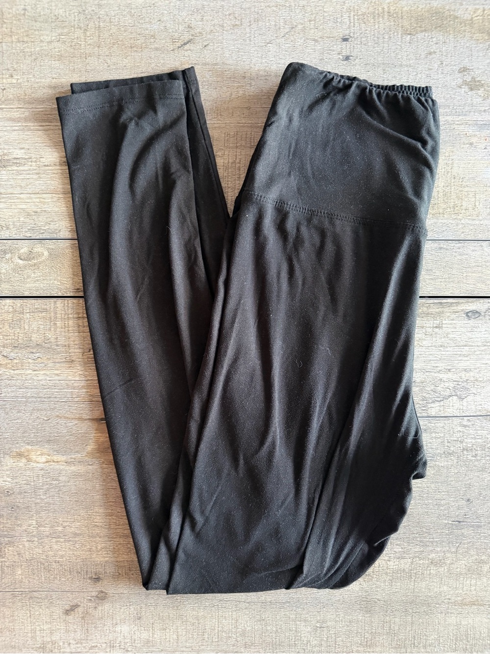 Amazon Women's Black Stretch Leggings
